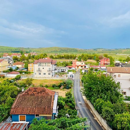 Green Trails Apartment - Fully Renovated With Mountain View Divjaka Zewnętrze zdjęcie