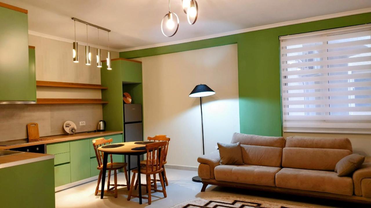 Green Trails Apartment - Fully Renovated With Mountain View Divjaka Zewnętrze zdjęcie